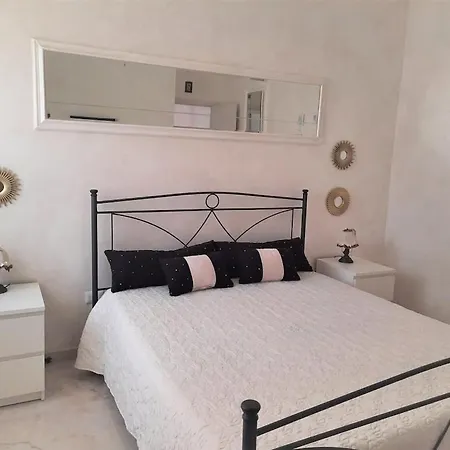 - Lido S. Giovanni - 200 Meters From The Sea Apartment